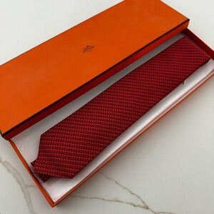 Hermes Red Patterned Tie